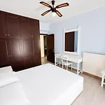 Peaceful Retreat - With Patio & Views Villa *