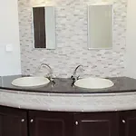 Peaceful Location Ideal For Families Or Group Close To Beautiful Beaches