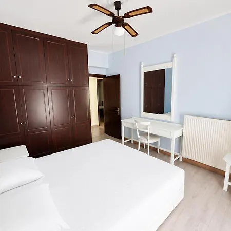 Peaceful Retreat - Kefalos Stay With Patio Views & Gym Vilă *