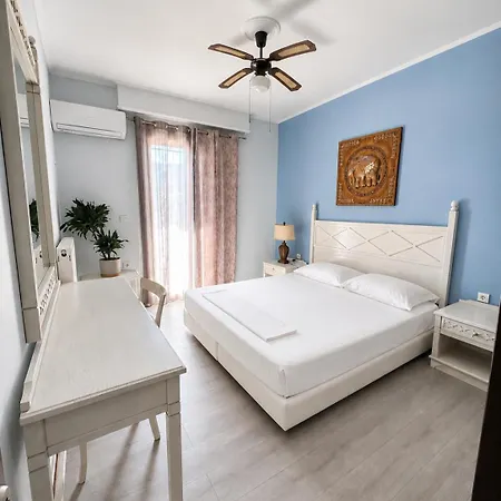 Peaceful Retreat - Kefalos Stay With Patio Views & Gym *
