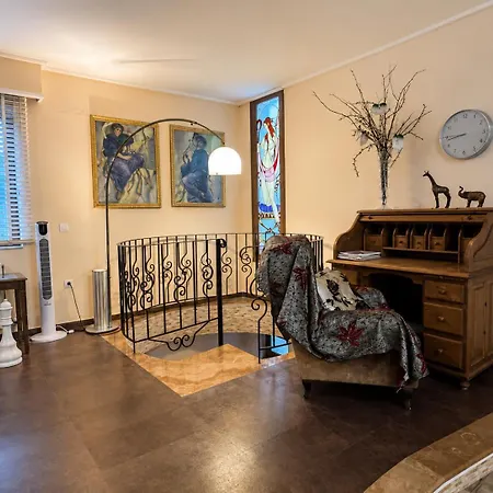 Peaceful Retreat - With Patio Views & Gym * Kéfalos