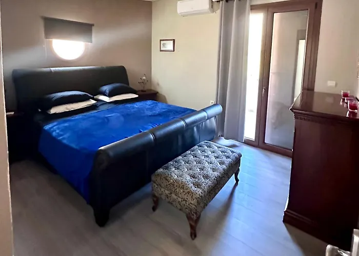 Peaceful Villa Location Ideal For Families Or Group Close To Beautiful Beaches * Kéfalos
